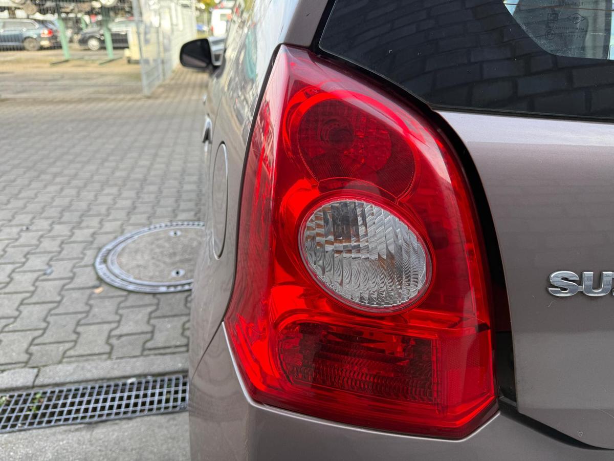 Suzuki Alto GF original Rücklicht Rückleuchte Heckleuchte links BJ09 Suzuki Alto GF original Rücklicht Rückleuchte Heckleuchte links BJ09